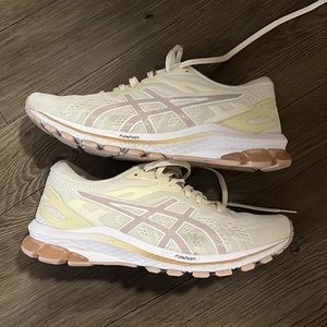 Women’s ASICS Women's GT-1000 10 Running Shoes